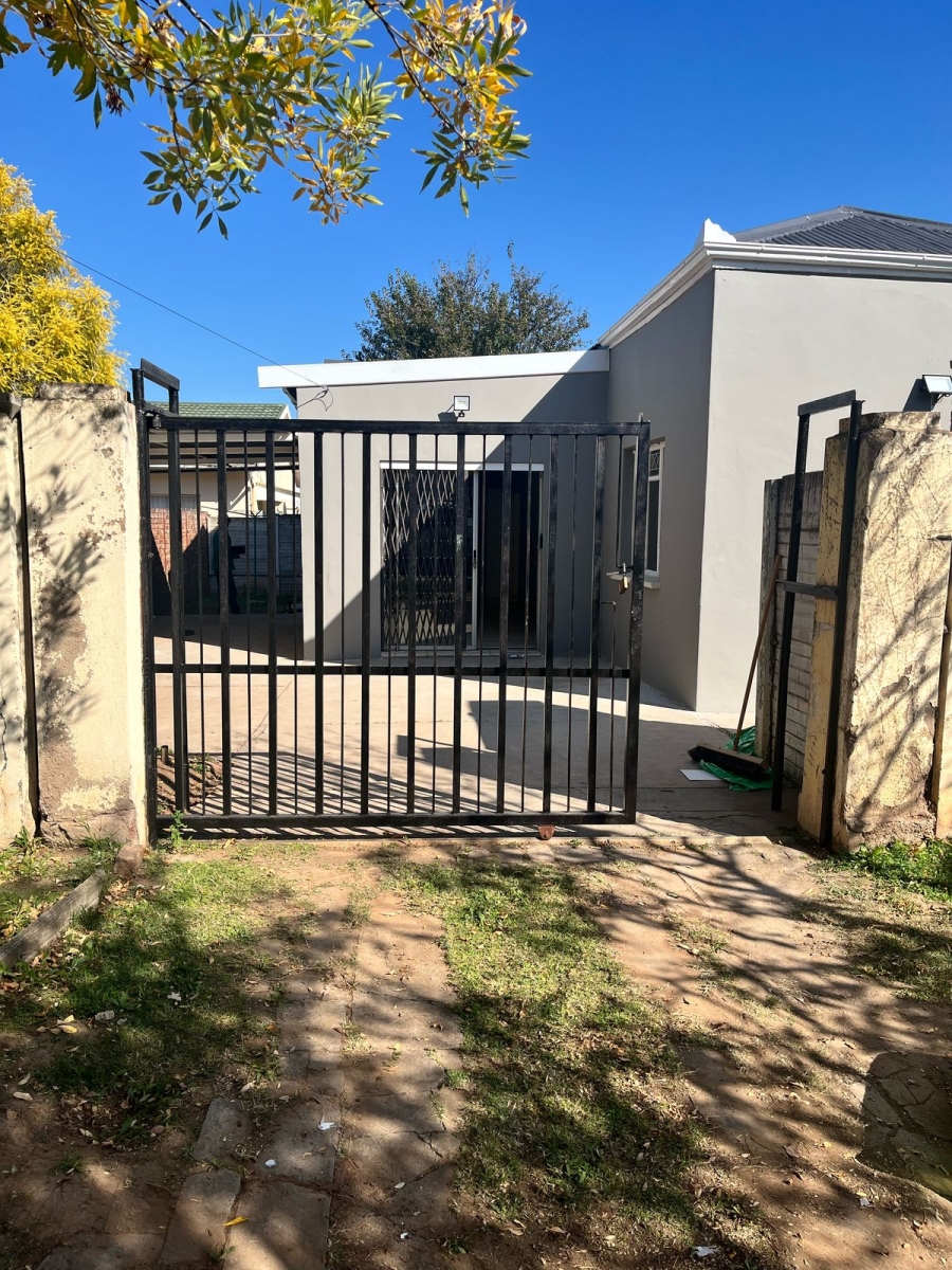 To Let 3 Bedroom Property for Rent in Top Town Eastern Cape